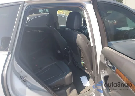 2011 Audi Q5 2.0T Premium из США, поврежденный, VIN WA1CFAFP5BA057520